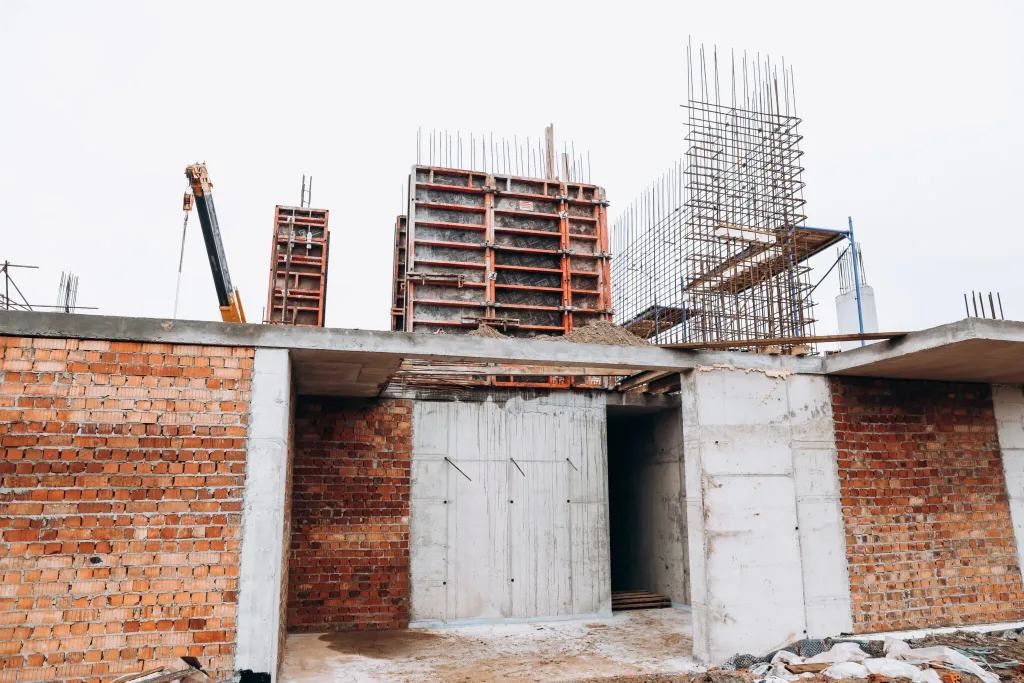 Formwork for the “Scandinavian Quarter” residential complex and REM in Sambir