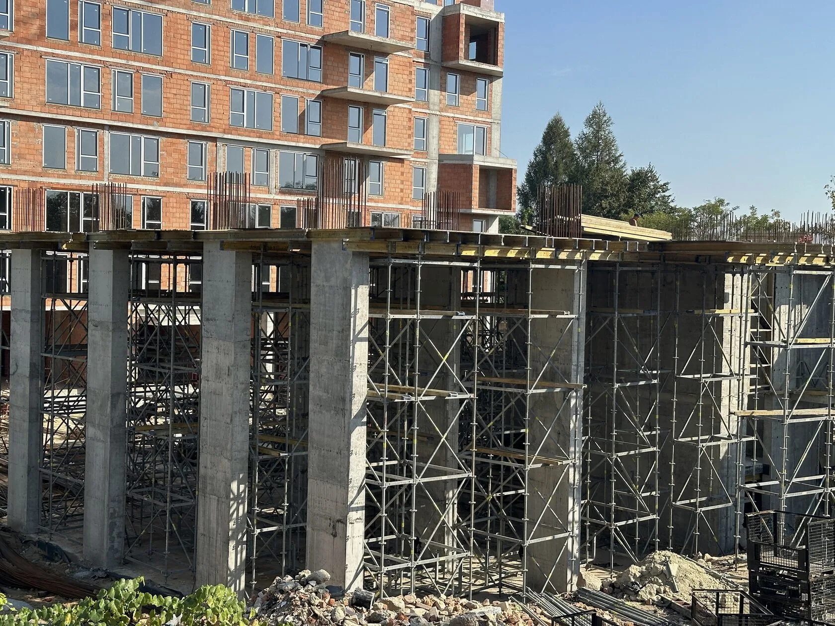 Shoring system for Monolithic Construction: Types, Systems, and Applications