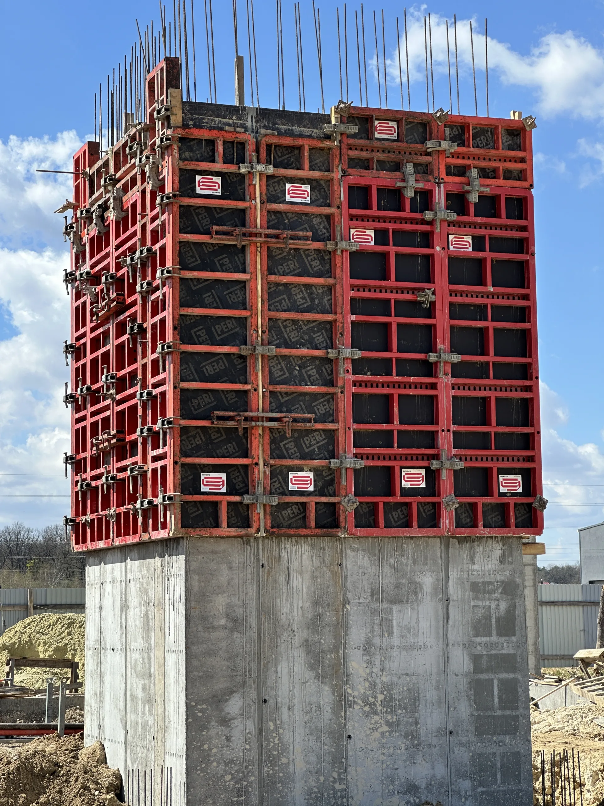 Vertical formwork for a public and commercial complex in the village of Sknyliv
