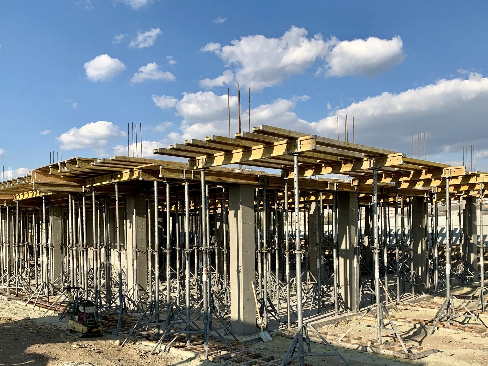 Formwork for the construction of a multi-storey office center