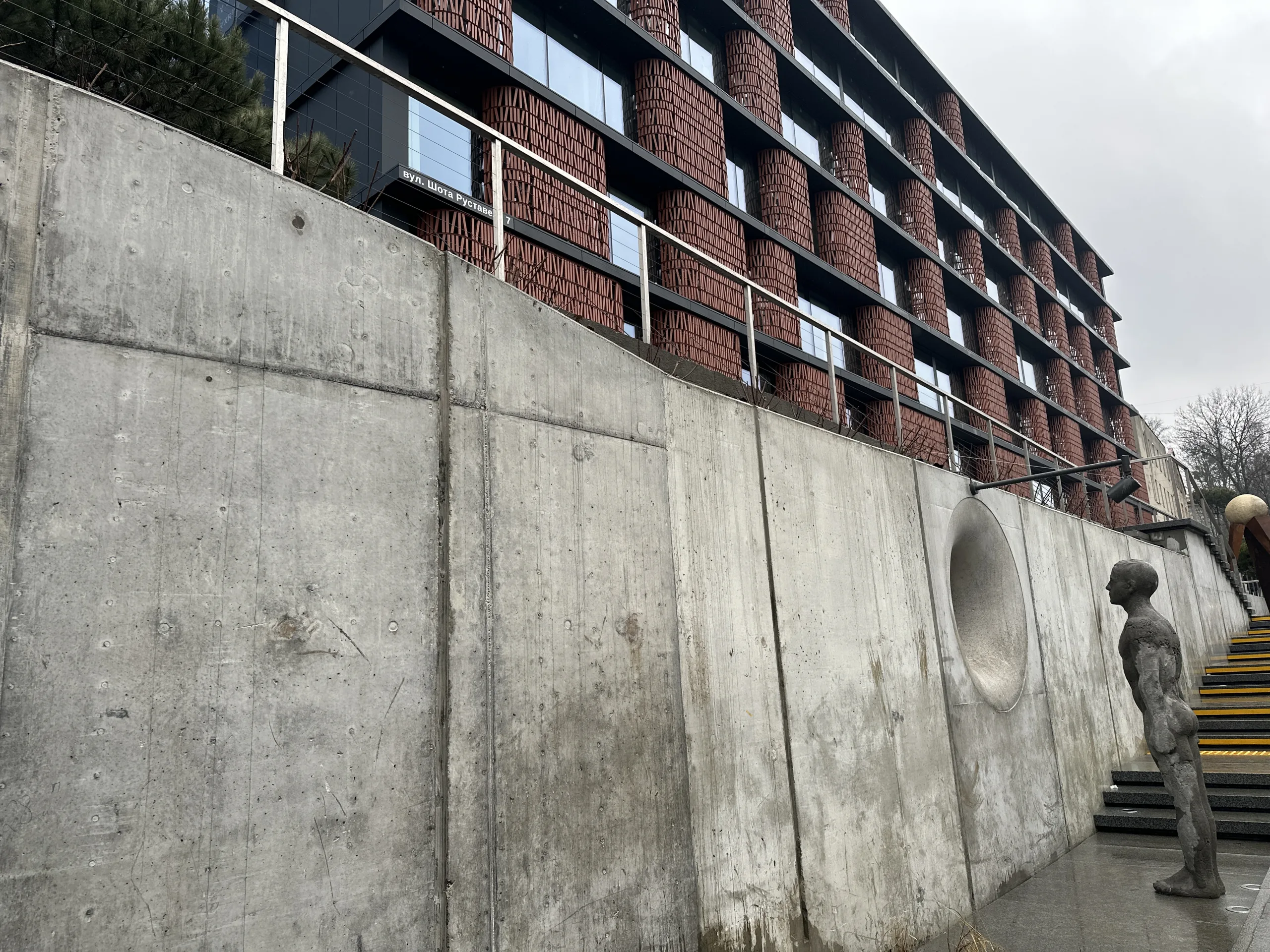 Retaining wall for the ZAG art space