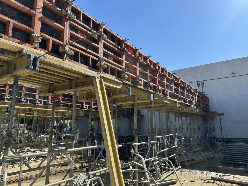 Formwork for the “Scandinavian Quarter” residential complex and REM in Sambir