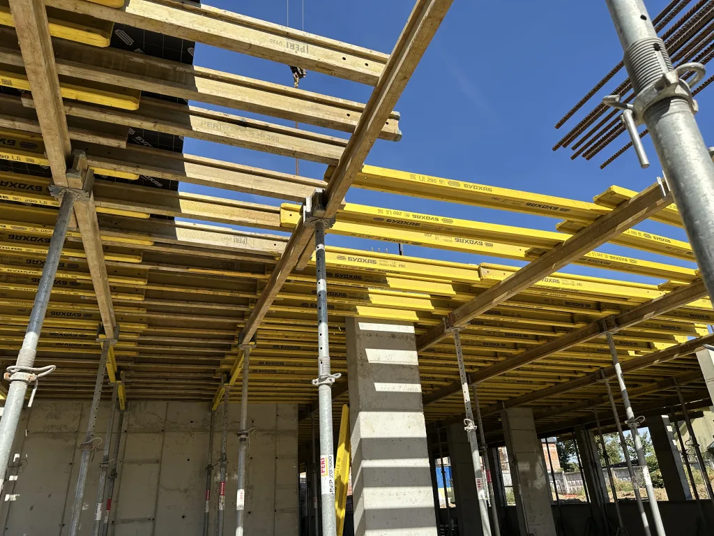 Formwork for the “Scandinavian Quarter” residential complex and REM in Sambir