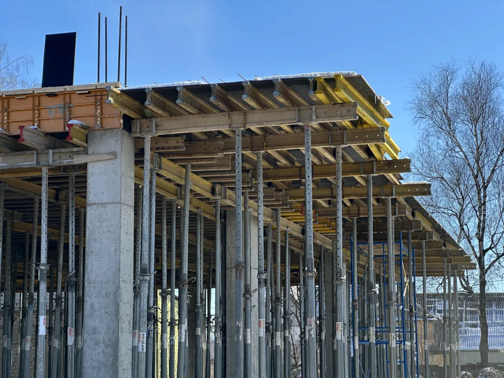 A Comprehensive Formwork Solution for a Trade and Exhibition Center in Stryi
