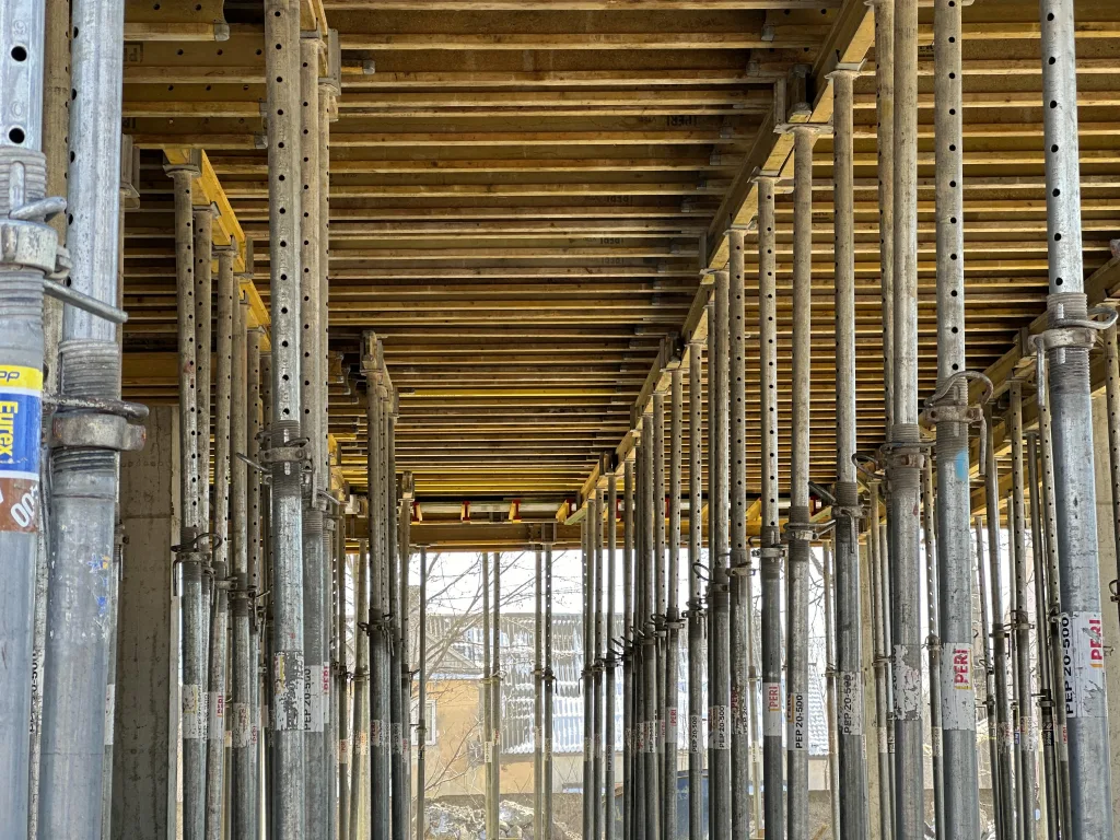 A Comprehensive Formwork Solution for a Trade and Exhibition Center in Stryi